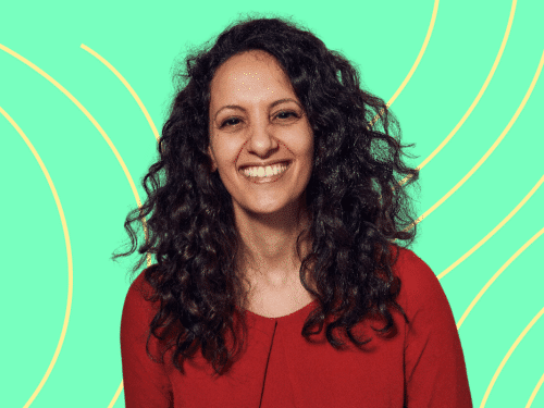 Die Mentorin und Autorin Mounira Latrache erklärt im Interview, warum es uns nur möglich ist, andere zu führen, wenn wir uns selbst führen können.